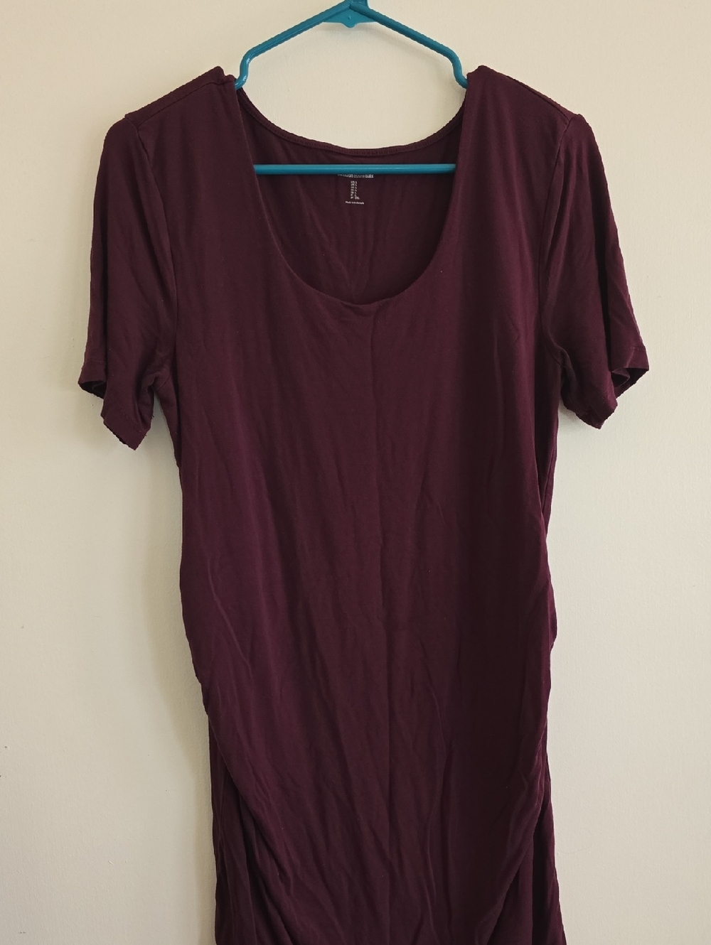 Amazon Essentials Women's Scoop Neck Short Sleeve Maternity Tops